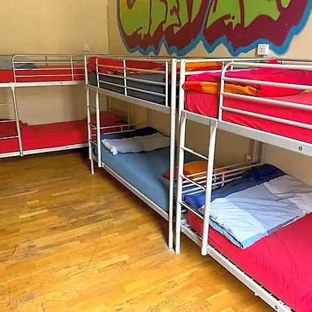 Carpe Noctem Hostel-3